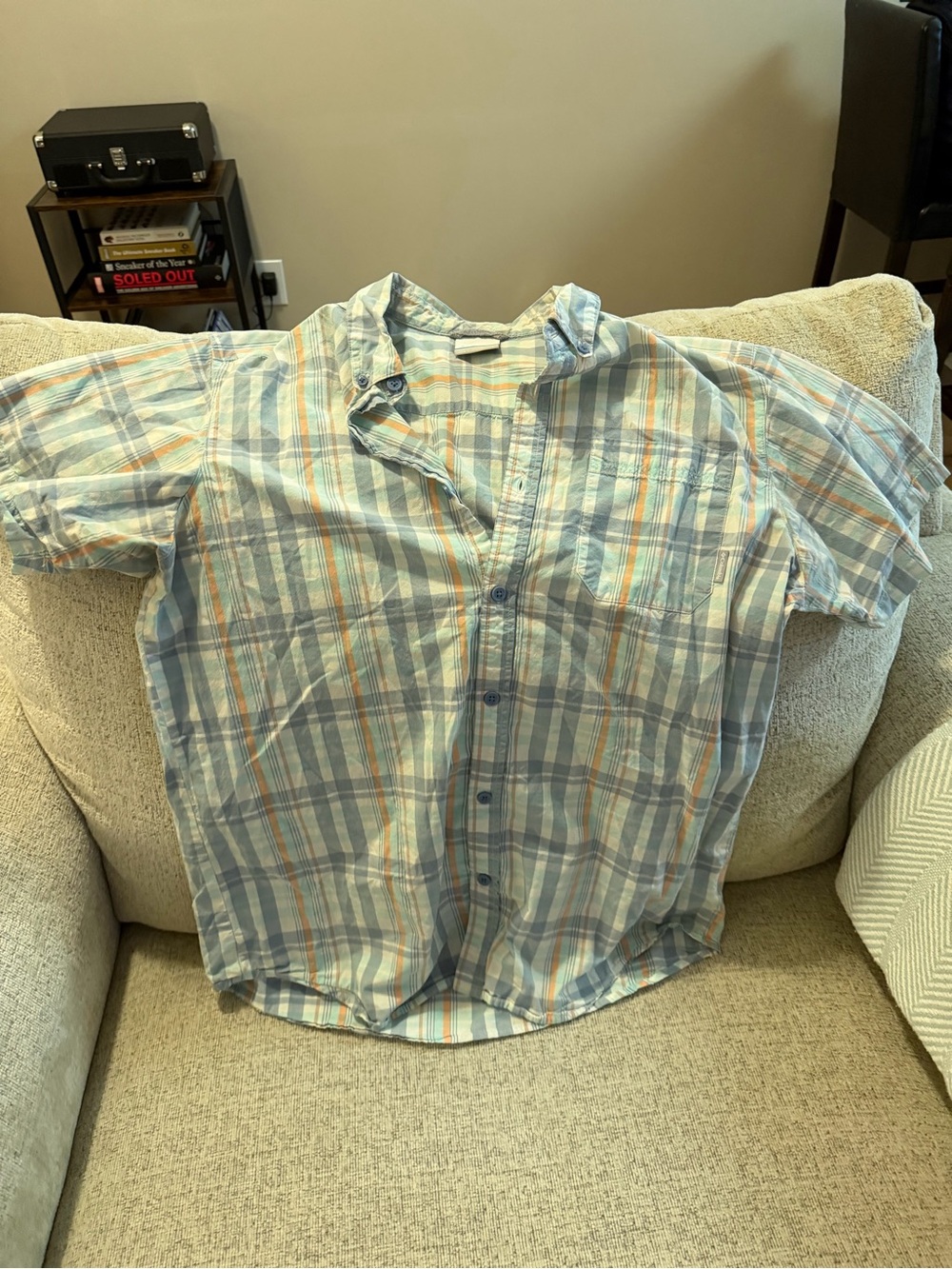 Men’s Columbia blue, white, and orange plaid button-up shirt #outdoor #hiking